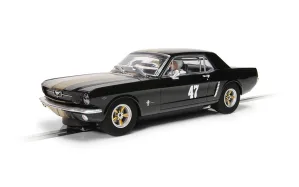 C4405 Ford Mustang Black and Gold