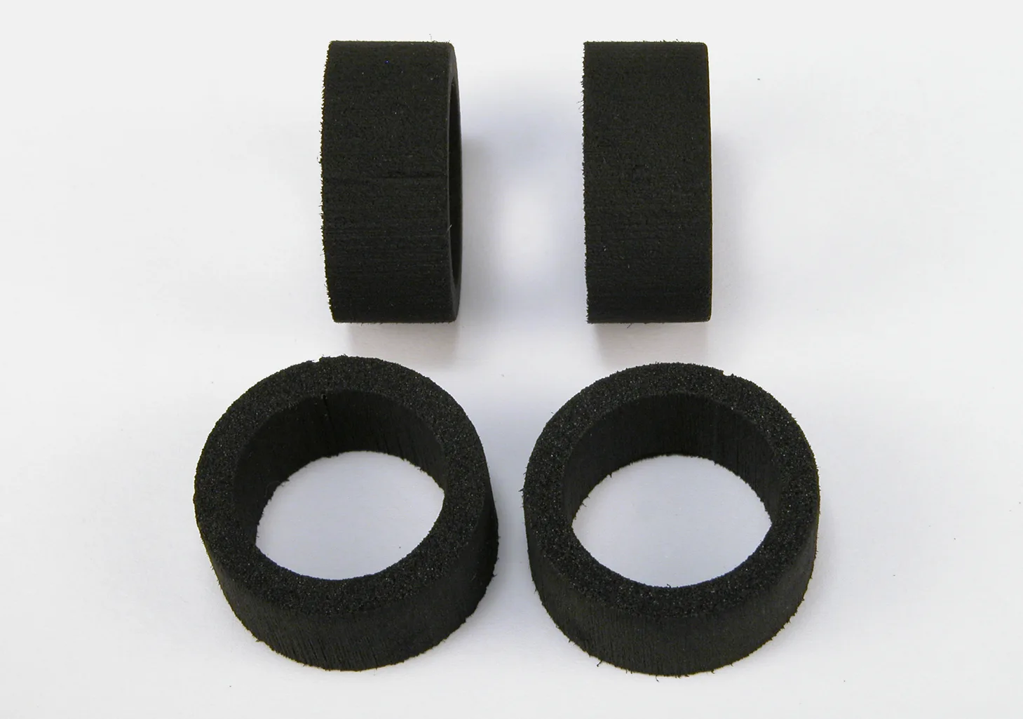 SC-4840 Hardcomp Sponge tires  Int. Dia. 20mm.