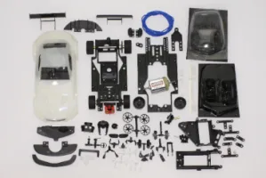 SC-6061b 1:32 scale BMW Z4 white racing kit
